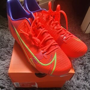 Nike Vapor 14 Academy FG/MG Soccer Cleats Size 9.5